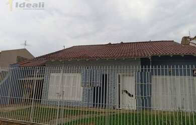 Imagem: O depósito possui 5 Vagas na garagem, 140m² de Área e está