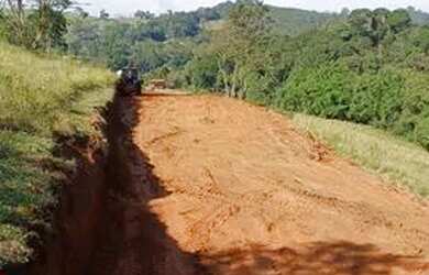Imagem: O terreno possui 600m² de Área e está localizado em Centro