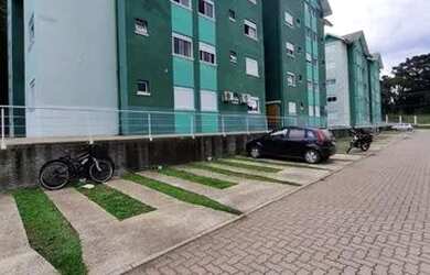 Imagem: O apartamento possui 2 Dormitórios, 1 Banheiro, 1 Vaga na garagem