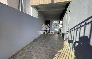 Imagem: A casa possui 3 Dormitórios, 1 Banheiro, 1 Vaga na garagem