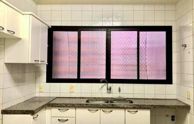 Imagem: O apartamento possui 3 Dormitórios, 3 Banheiros, 1 Vaga na