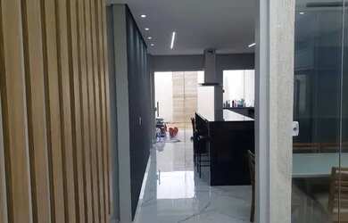 Imagem: A casa em condomínio possui 2 Dormitórios, 3 Banheiros, 1