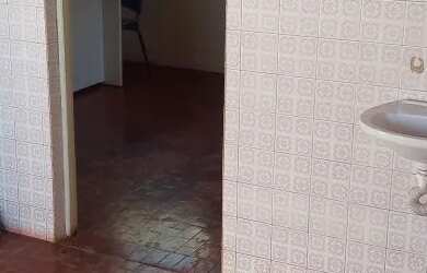 Imagem 16: C401 - Casa com ótima área externa e com excelente localização