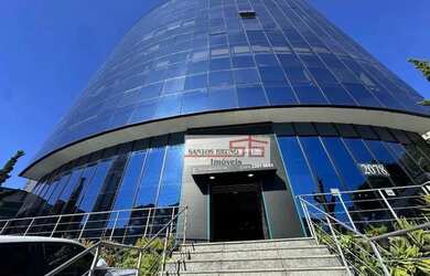 Imagem: O depósito possui 5 Vagas na garagem, 789m² de Área e está