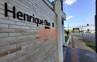 Imagem: O studio possui 2 Dormitórios, 2 Banheiros, 1 Vaga na garagem