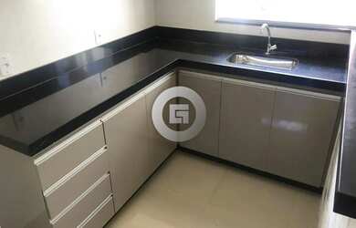 Imagem 12: Casa em Montes Claros, no bairro Belvedere, à venda