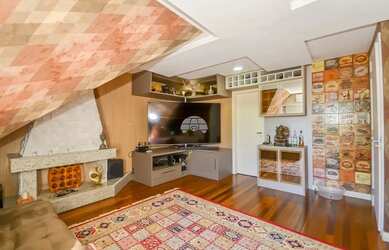 Imagem 2: Sobrado para venda com 176 metros quadrados com 4 quartos em Bacacheri...