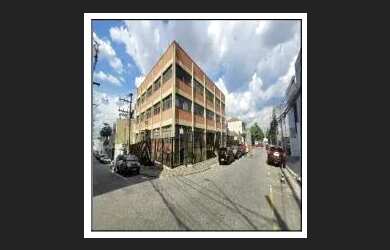 Imagem: O depósito possui 2 Vagas na garagem e 231m² de Área e está