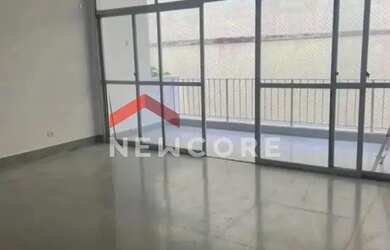 Imagem: O apartamento possui 2 Dormitórios, 3 Banheiros, 1 Vaga na