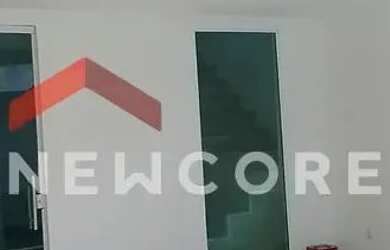 Imagem: A casa em condomínio à venda possui 3 Dormitórios, 3 Banheiros