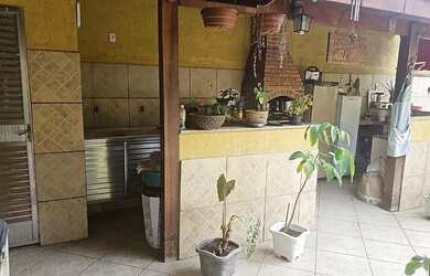 Imagem 4: D13-Paraiso,SG-Casa ampla 3qtsc/1ste,gar,2coz,quintal c/qto,piscina,churrasqueira,Ac.Finan