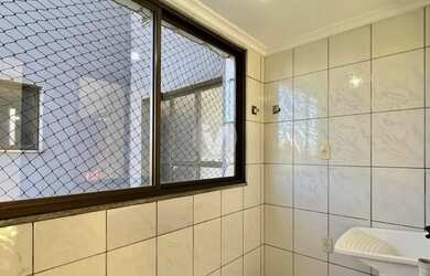 Imagem 11: Apartamento 2 dormitórios, duas vagas de garagem, no bairro Duque de...