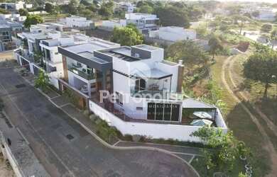 Imagem 2: Venha navegar nesse majestoso sobrado mobiliado com aparência de navio...