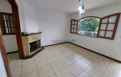 Imagem 3: Casa com 2 dormitórios para alugar, 75 m² por R$ 1.895,00/mês - Jardim Europa - Teresópoli