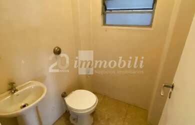 Imagem 6: Higienopolis-SP. Varanda, Guarda roupa, 235m² de Áreae2 Vagas na garagem