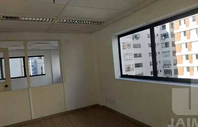 Imagem: O depósito possui 92m² de Área e está localizado em Consolação