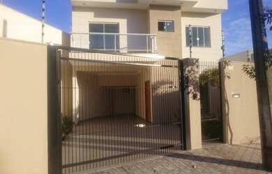 Imagem: A casa possui 3 Dormitórios, 1 Vaga na garagem, 128m² de Área