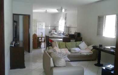 Imagem 7: Casa em João Pinheiro. Aceita troca por casa ou chácara em Tres Marias