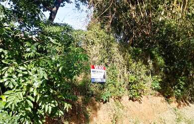 Imagem: O terreno possui 2.400m² de Área e está localizado em Vila