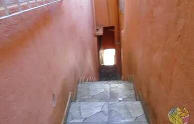 Imagem: A casa possui 1 Dormitório, 1 Banheiro e 40m² de Área e está