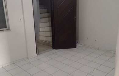 Imagem: O apartamento possui 2 Dormitórios, 1 Banheiro e está localizado