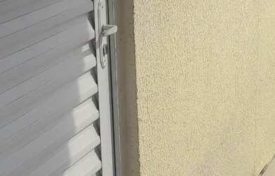 Imagem: A casa possui 1 Dormitório, 1 Banheiro e está localizado