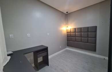 Imagem: A casa em condomínio possui 3 Dormitórios, 5 Banheiros, 4