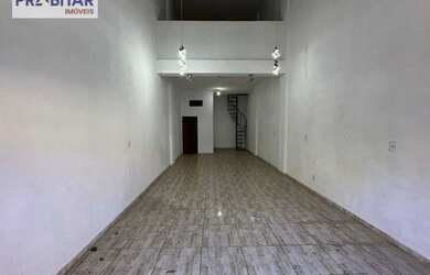 Imagem: O depósito possui 1 Vaga na garagem, 90m² de Área e está