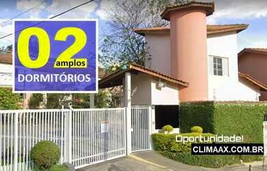 Imagem: A casa possui 2 Dormitórios, 2 Banheiros, 1 Vaga na garagem