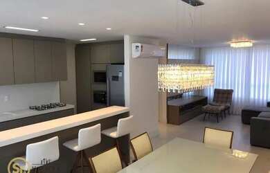 Imagem: O apartamento possui 4 Dormitórios, 4 Banheiros, 4 Vagas na