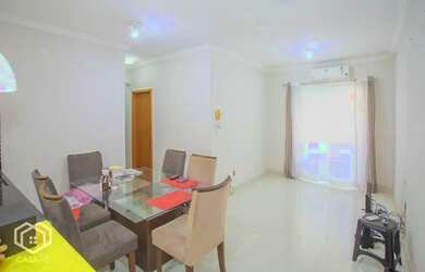 Imagem: O apartamento possui 3 Dormitórios, 1 Banheiro, 2 Vagas na