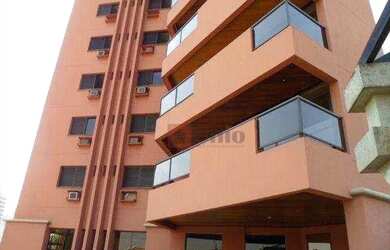 Imagem: O apartamento possui 4 Dormitórios, 5 Banheiros, 3 Vagas na