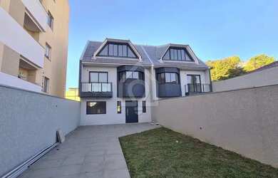 Imagem: A casa possui 3 Dormitórios, 4 Banheiros, 4 Vagas na garagem