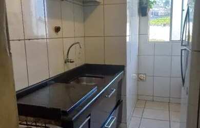 Imagem: O apartamento possui 3 Dormitórios, 1 Banheiro, 1 Vaga na garagem