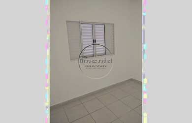 Imagem 6: Casa com 03 dormitórios e 01 suíte disponível para venda na cidade...