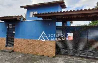 Imagem: A casa possui 2 Dormitórios, 1 Banheiro, 1 Vaga na garagem