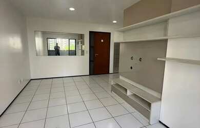 Imagem: O apartamento possui 3 Dormitórios, 2 Banheiros, 1 Vaga na