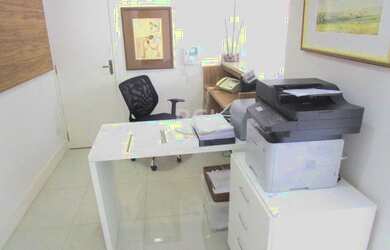 Imagem 5: Casa para Venda - 227m², 4 dormitórios, 1 vaga - Menino Deus