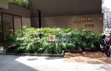 Imagem: O depósito possui 2 Vagas na garagem, 80m² de Área e está