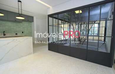 Imagem: A casa possui 3 Dormitórios, 3 Banheiros, 1 Vaga na garagem