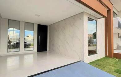 Imagem: A casa em condomínio possui 3 Dormitórios, 2 Banheiros, 2