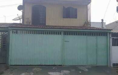 Imagem 2: Sobrado QR 315. Varanda, Guarda roupa, 136m² de Áreae3 Vagas na garagem