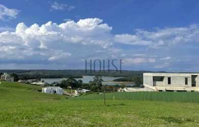 Imagem: O terreno possui 1.059m² de Área e está localizado em Piedade