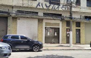 Imagem: O depósito possui 691m² de Área e está localizado em Bom