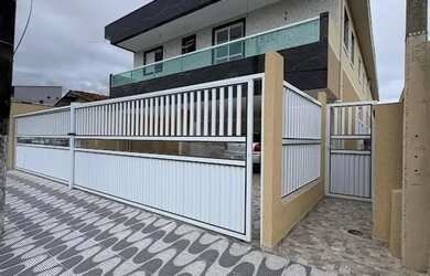 Imagem: A casa em condomínio possui 2 Dormitórios, 2 Banheiros, 1