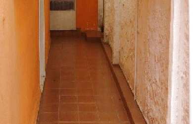 Imagem: A casa possui 4 Dormitórios, 3 Banheiros, 1 Vaga na garagem