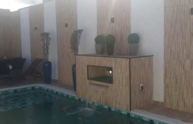 Imagem: A casa em condomínio possui 3 Dormitórios, 3 Banheiros, 3