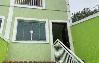 Imagem: A casa possui 3 Dormitórios, 3 Banheiros, 2 Vagas na garagem