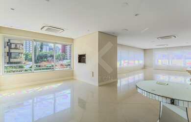 Imagem: O apartamento possui 4 Dormitórios, 5 Banheiros, 4 Vagas na