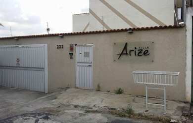 Imagem: A casa em condomínio possui 2 Dormitórios, 3 Banheiros, 3